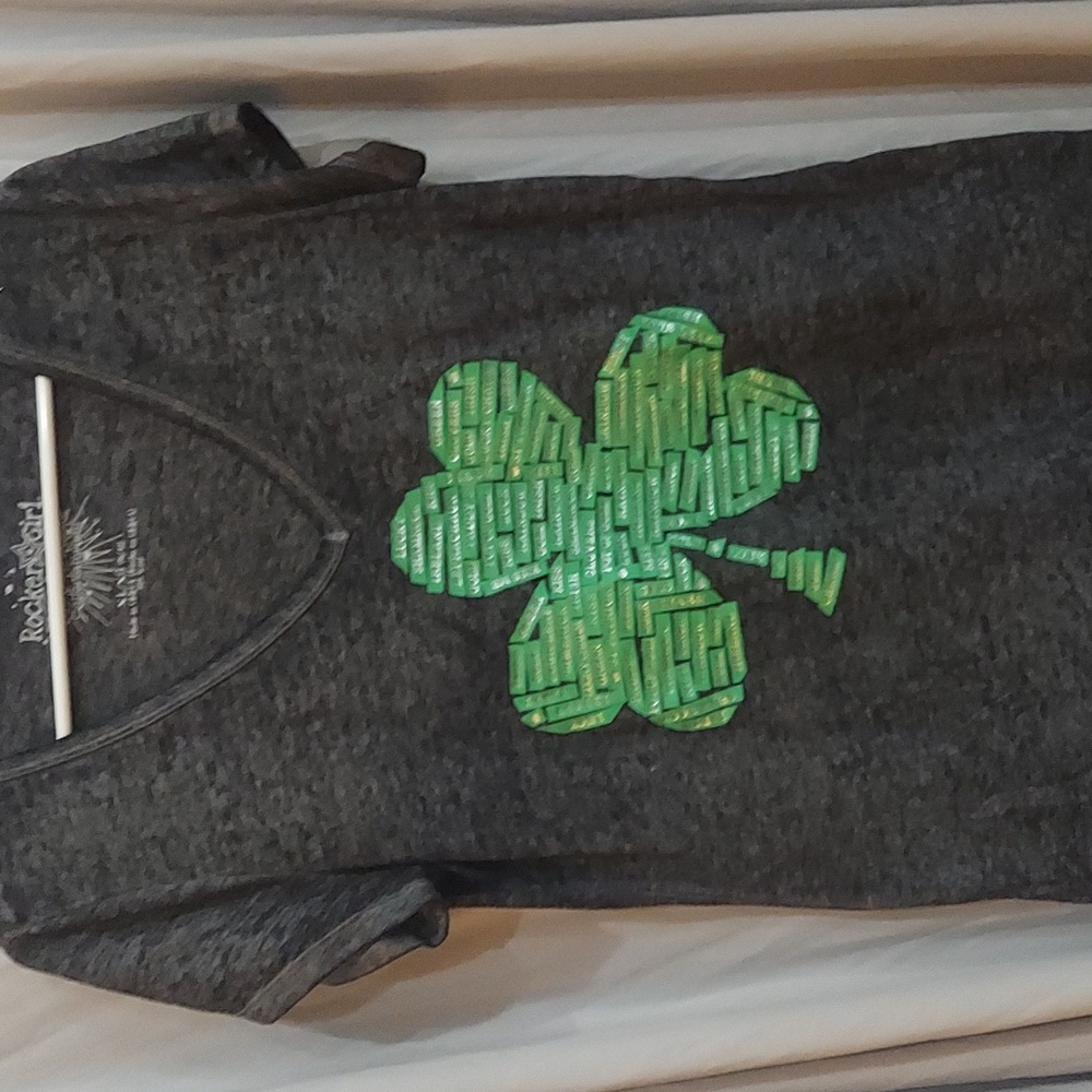 St.Patricks Day tshirt Big Kids Size XL (15/17)